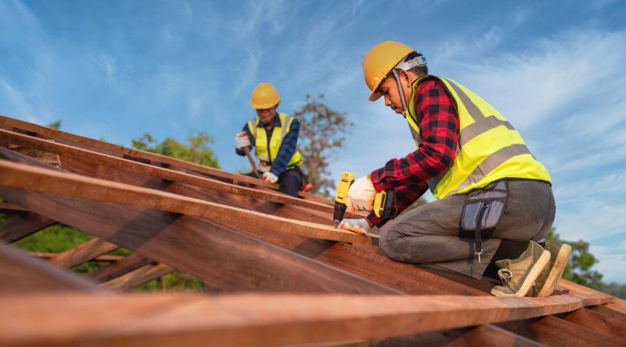 Professional Flat Roofing Installation services in Litchfield, OH